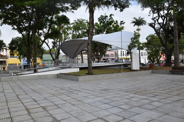 Praça Dr. Arnolfo de Azevedo